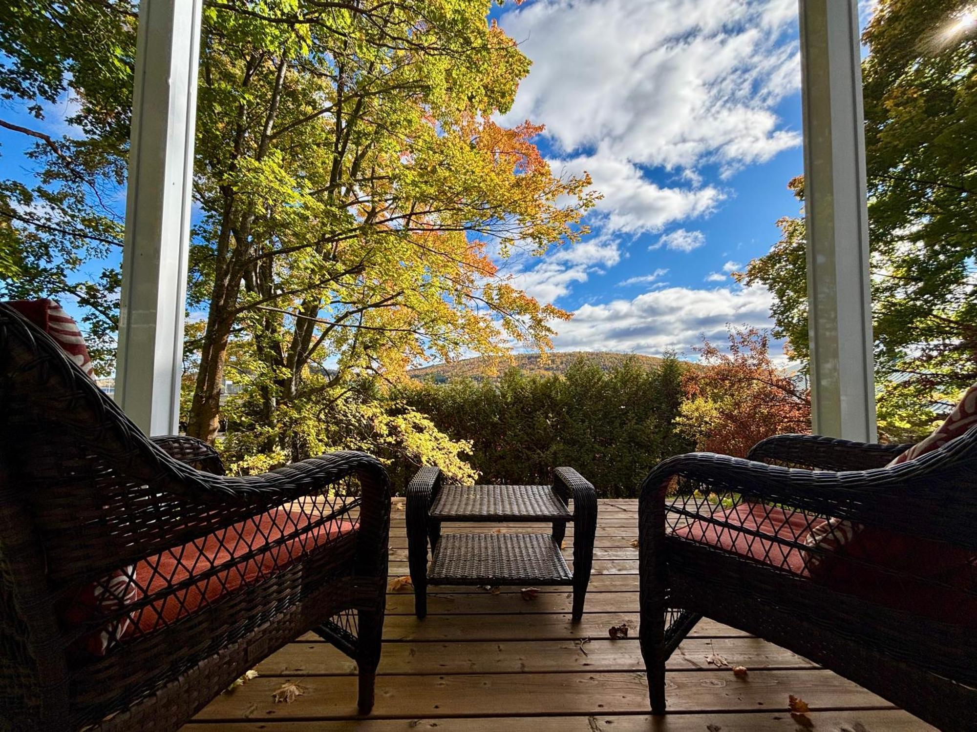 Auberge Sous Les Arbres Gaspe Exterior photo